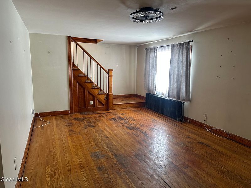 2nd image of 1710 Norfolk Avenue