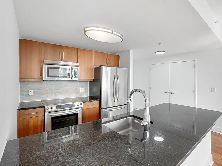 88 Morgan St #4708 — Photo 7
