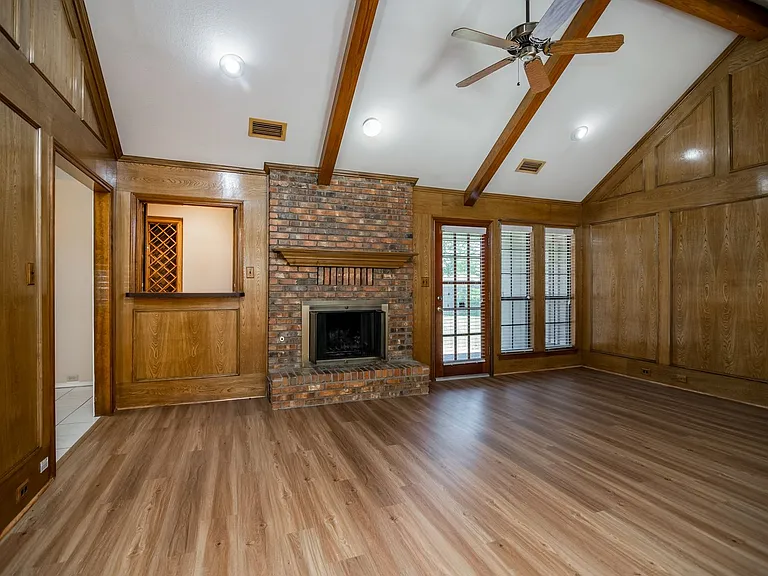 3624 Amanda Cir — Photo 6