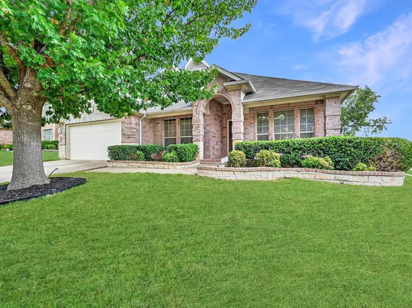 14 Lucas Ln, Edgecliff Village, TX 76134