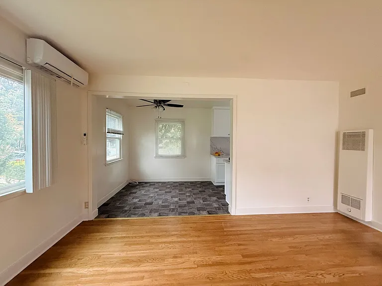 127 S Meridith Ave #A — Photo 7