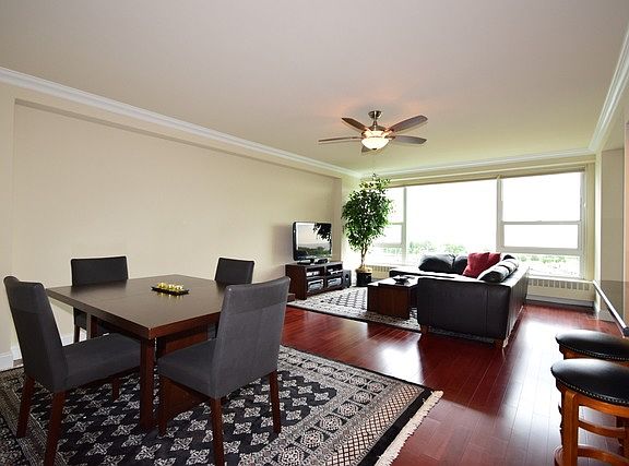 5th image of 3180 N Lake Shore Dr APT 9F