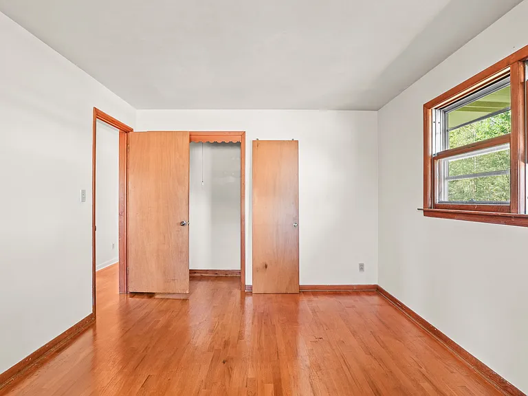 408 S Jensen Rd — Photo 10
