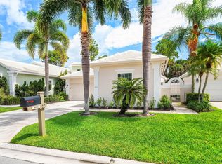9101 Baybury Ln, West Palm Beach, FL 33411