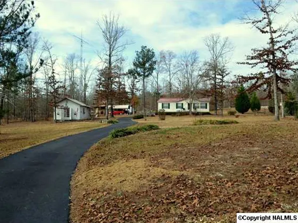 386 Sagebrush Rd, Ashville, AL 35953