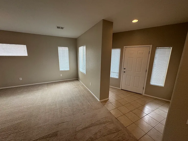 2924 Dotted Wren Ave — Photo 2
