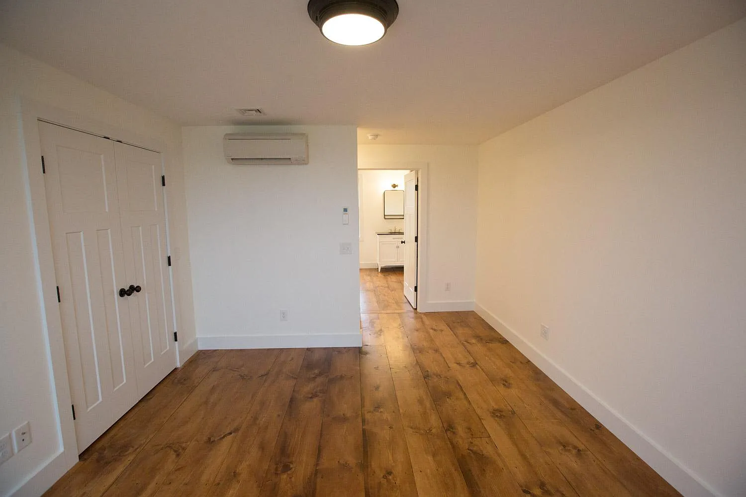 2 bed, 1140 sqft, $3,500 — Photo 3