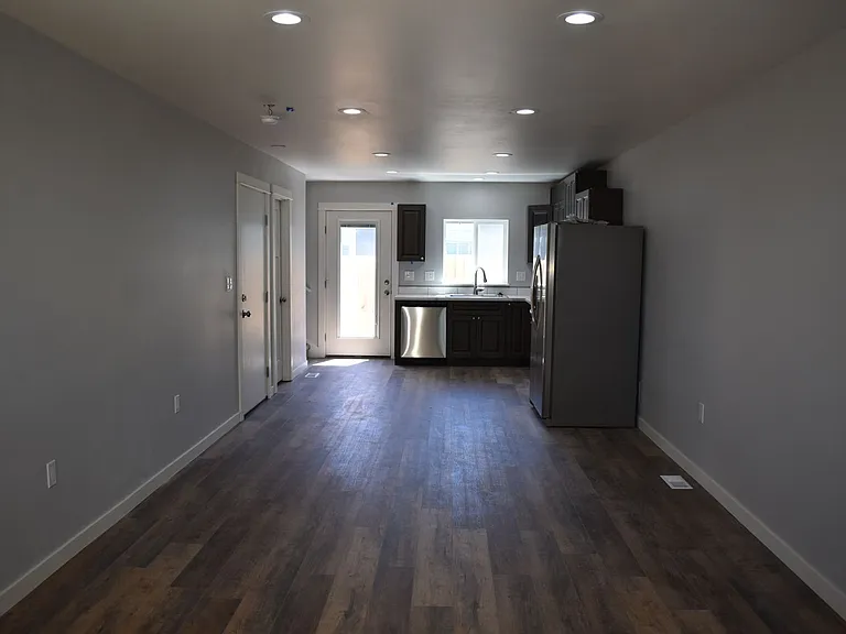 A St Townhomes — Photo 5