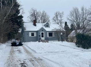 110 E Chisholm St, Duluth, MN 55803
