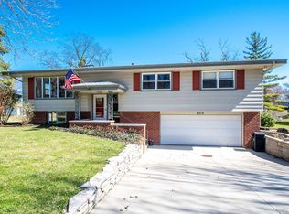2512 S Daycor Dr, Peoria, IL