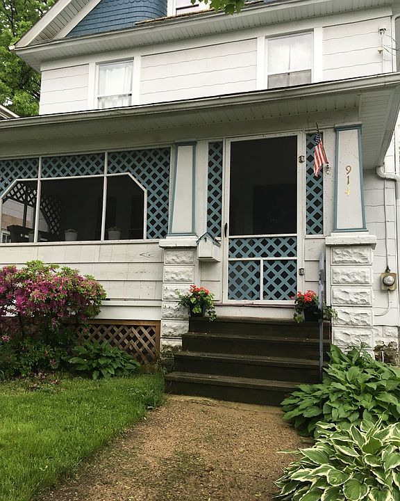 1st image of 914 Berwin St