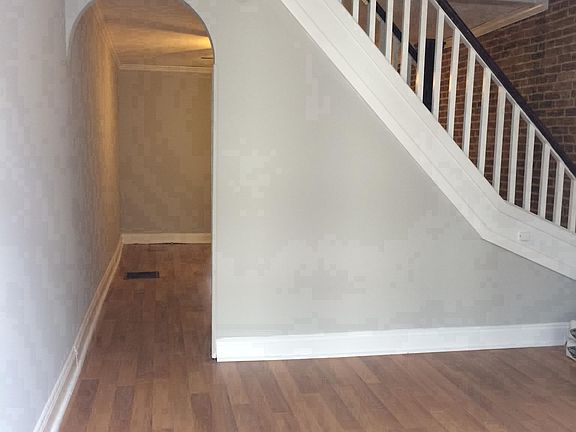 Entry Way / Living Room