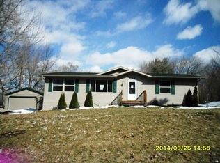 978 N Watertown Ave, Jefferson, WI 53549