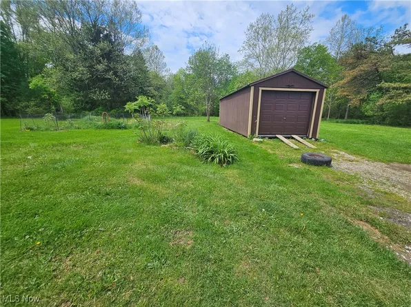2603 Center Rd, Austinburg, OH 44010