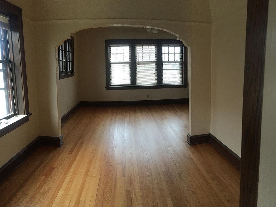 1st image of 3069 S Kinnickinnic Ave APT 7
