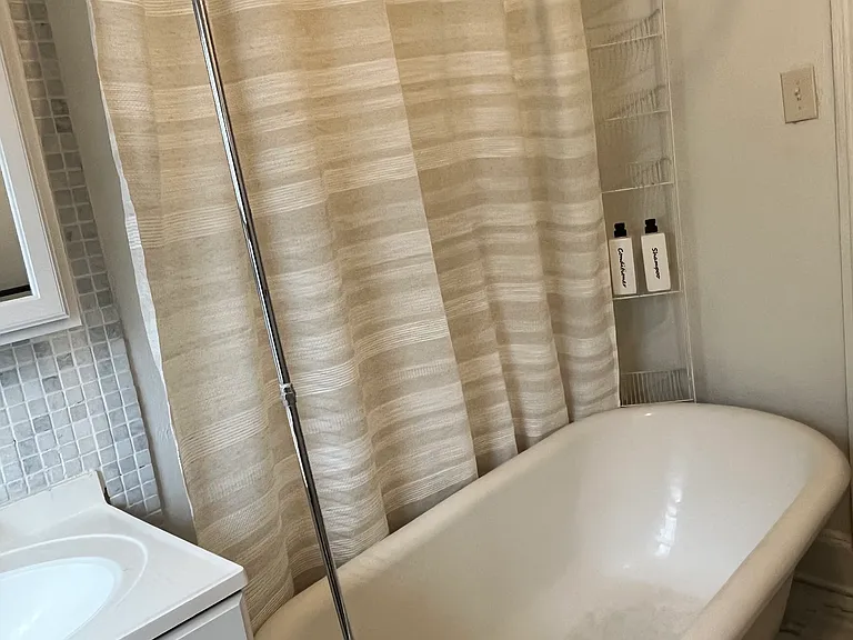 4327 Cresson St — Photo 11