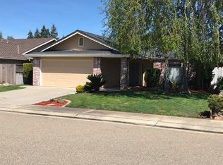 2541 Cottonwood Dr, Lodi, CA 95242