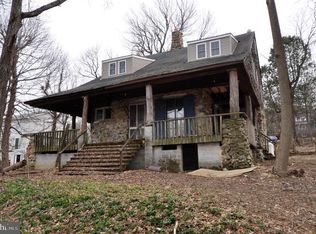 25726 Military Rd, Cascade, MD 21719