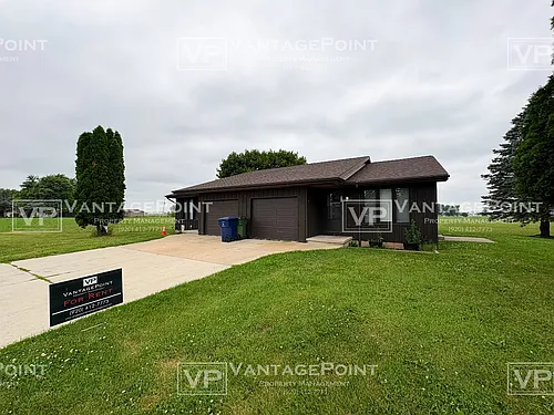 810 Broadway St Photo 1