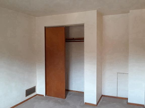 large master bedroom