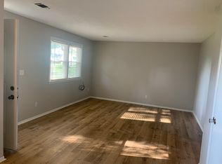 210 N 4th St #3, Springfield, NE 68059