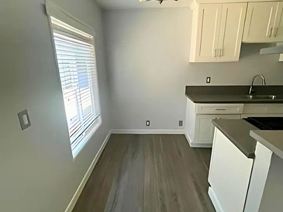 5th image of 1465 Henderson Ave APT 3
