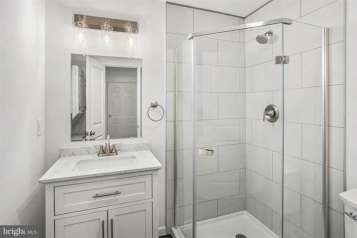 2014 Connecticut Ave NW #3 — Photo 13