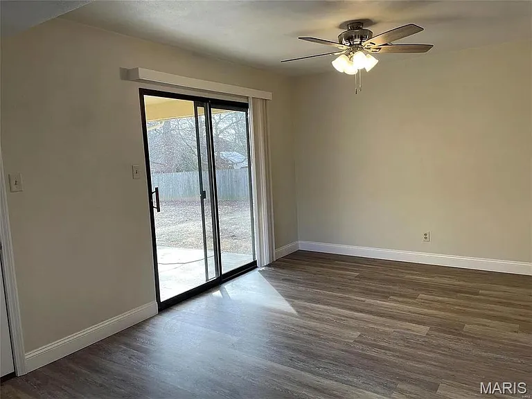 711 Plankway Dr — Photo 12