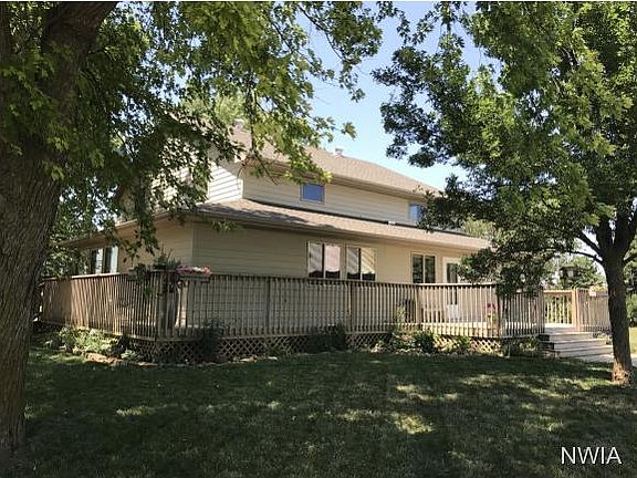 2nd image of 2586 Carroll Ave