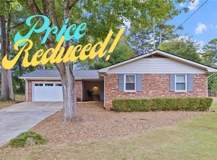 2577 Glen Cir, Lawrenceville, GA 30044