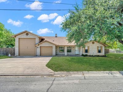 301 Red Oak, Ingram, TX, 78025