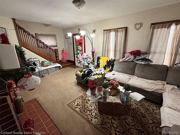 4th image of 22 Steinbaugh Ct