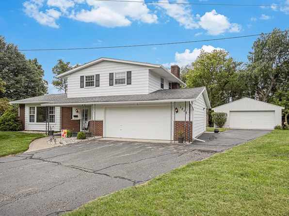 1218 Boswell Ln, Kalamazoo, MI 49006