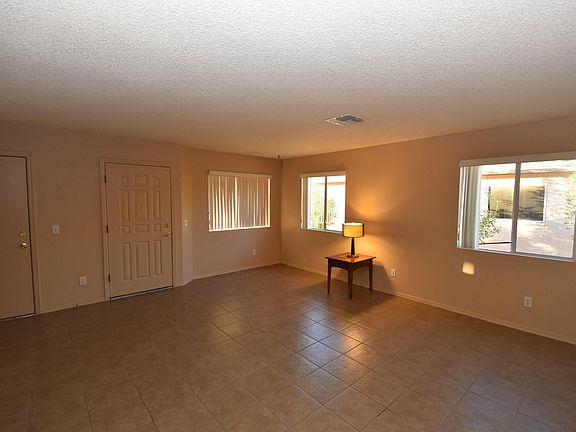 3rd image of 6080 N Applesauce Ct