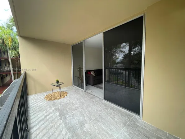 10845 SW 112th Ave APT 202, Miami, FL 33176