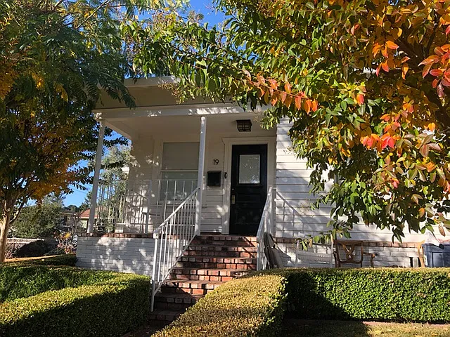 3 bed, 1807 sqft, $3,800 — Photo 1