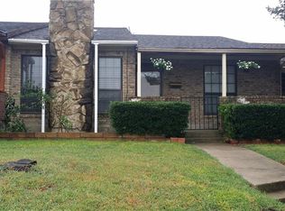 1512 Cherrycrest Ln, Dallas, TX 75228