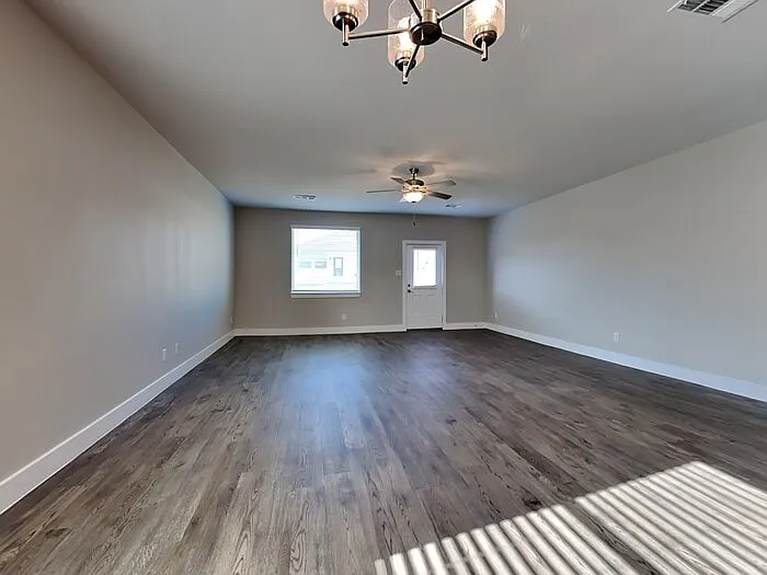 3417 New York Ave — Photo 3