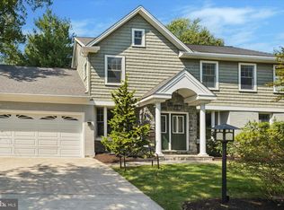 146 Sutton Rd, Ardmore, PA 19003