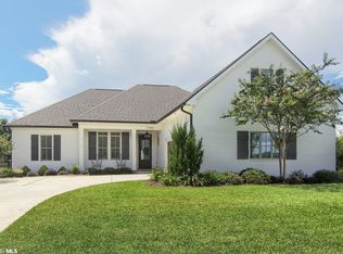 17491 Seldon St, Fairhope, AL 36532