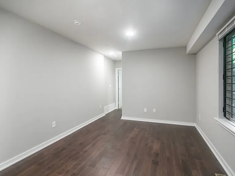 1830 N Bouvier — Photo 3