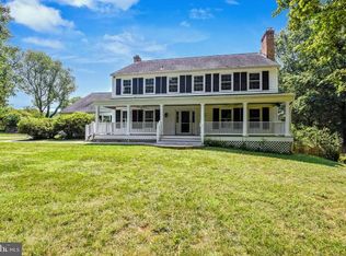 10425 Marbury Rd, Oakton, VA 22124