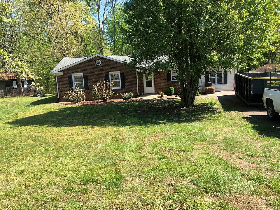 2nd image of 2305 Denbigh Ct