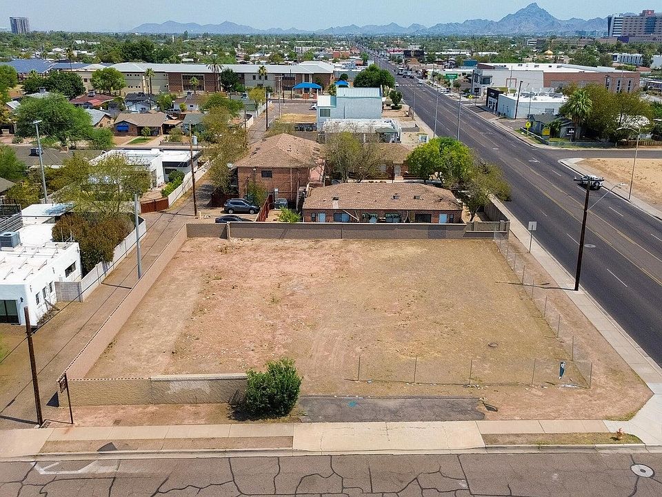 1st image of 1550-1560 E Coronado Road #-