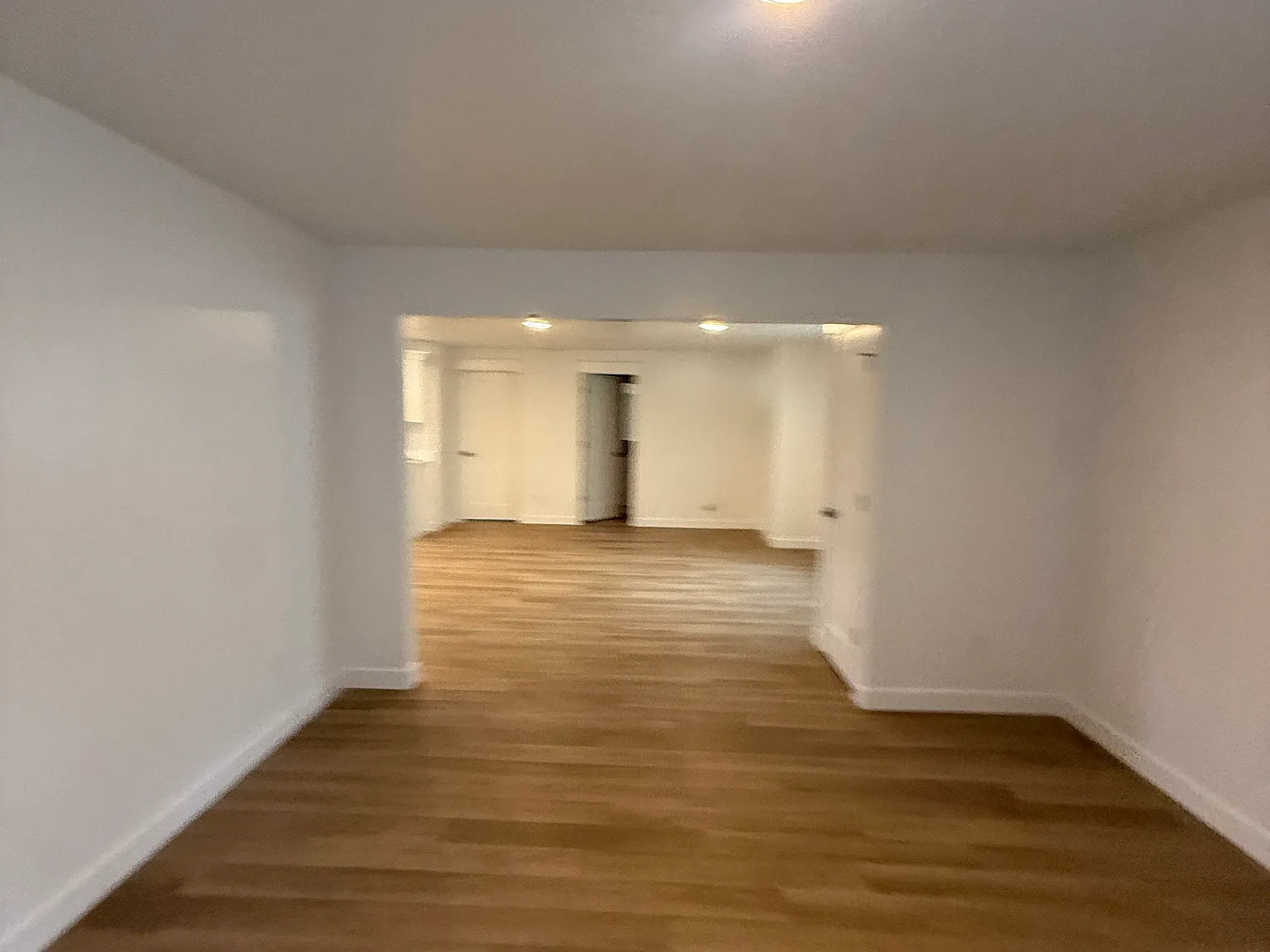 844 E 200 N — Photo 3