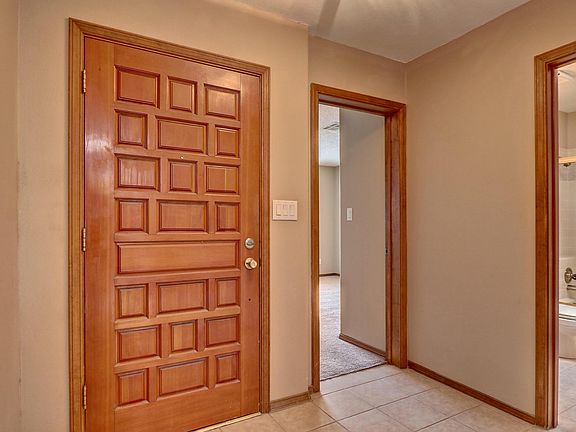 3rd image of 850 Camino Del Rex