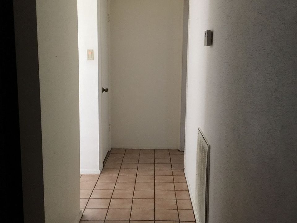 2nd image of 20435 Bishops Gate Ln
