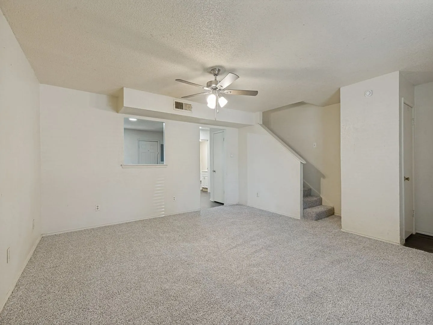1410 Arvel Circle — Photo 3