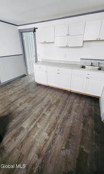 2nd image of 625 Clinton Avenue
