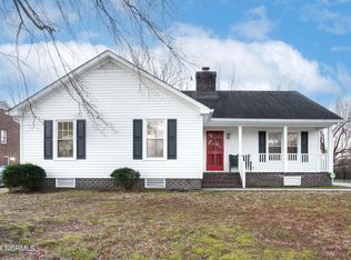 140 Ketch Point Ct, Rocky Mount, NC 27803